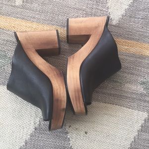 Super cute clog mules